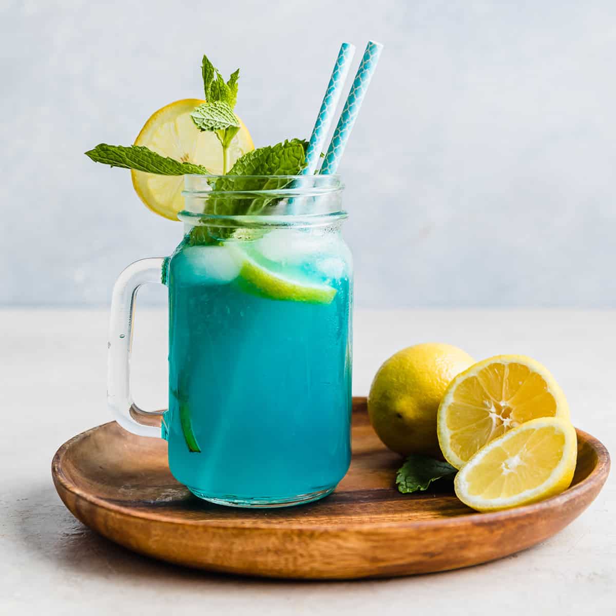 Blue Lagoon (Blue Raspberry + Cocount